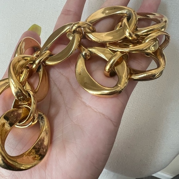 CHANEL Vintage 24k Gold Plated Chain Link Choker - Picture 6 of 10